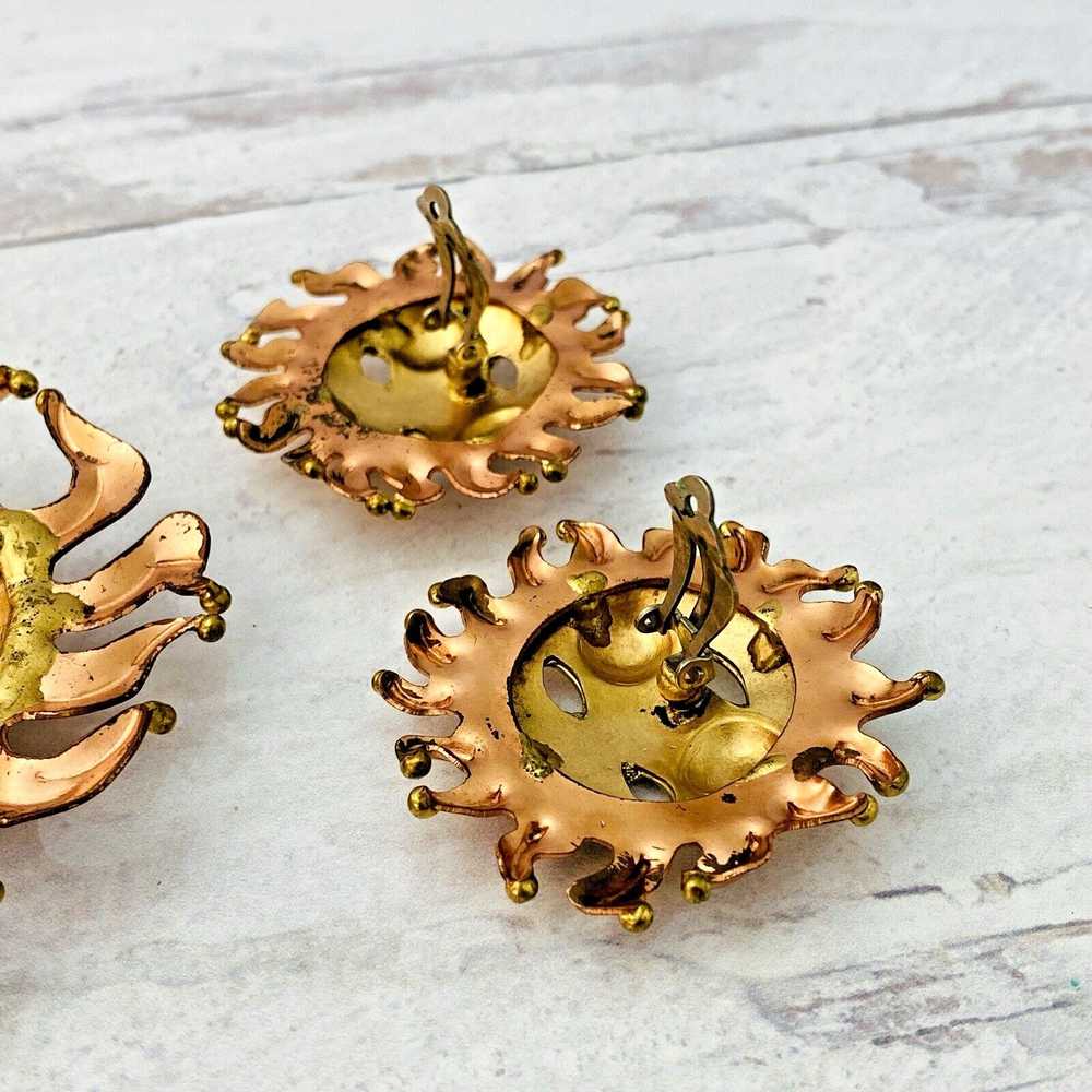 Vintage Mixed Metals Sun Face Pendant Earrings Em… - image 4