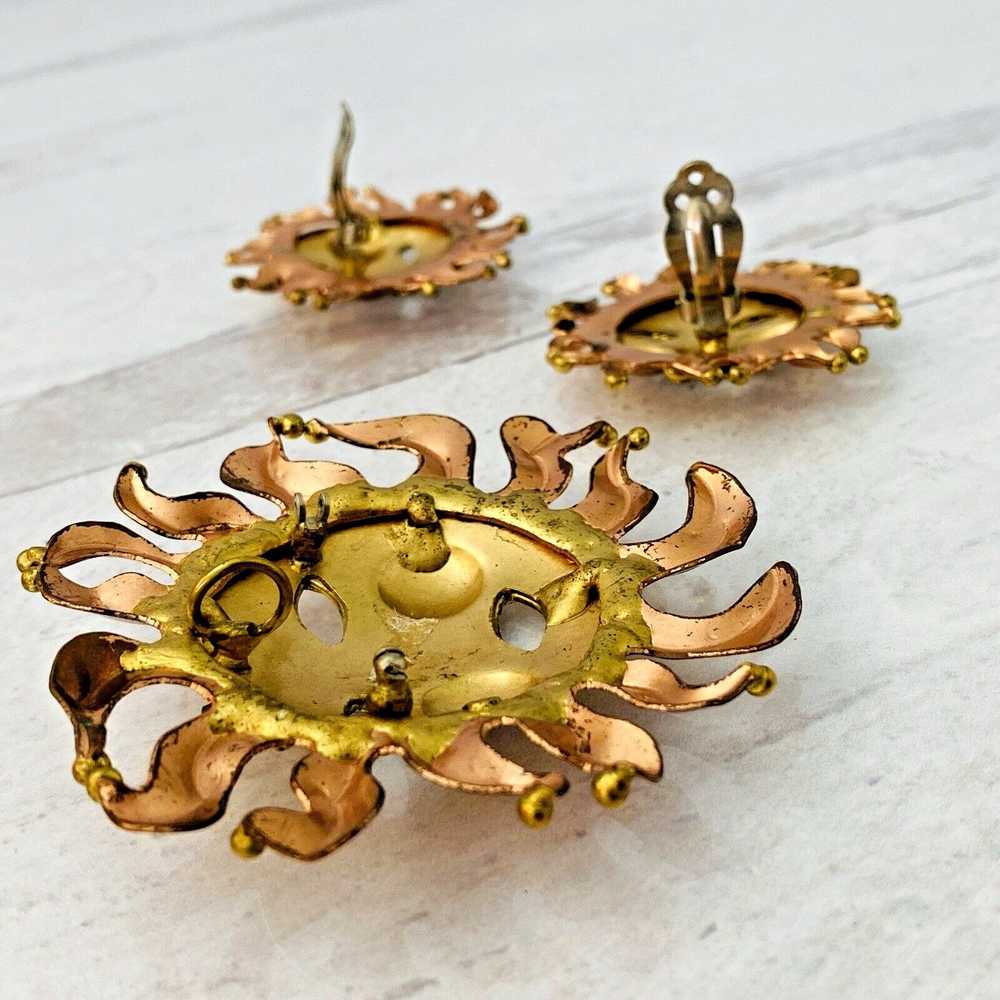 Vintage Mixed Metals Sun Face Pendant Earrings Em… - image 5