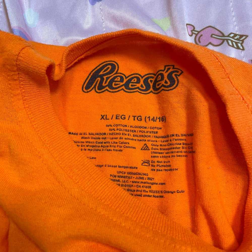 Vintage tight T-shirt REESE'S peanut butter cup c… - image 3