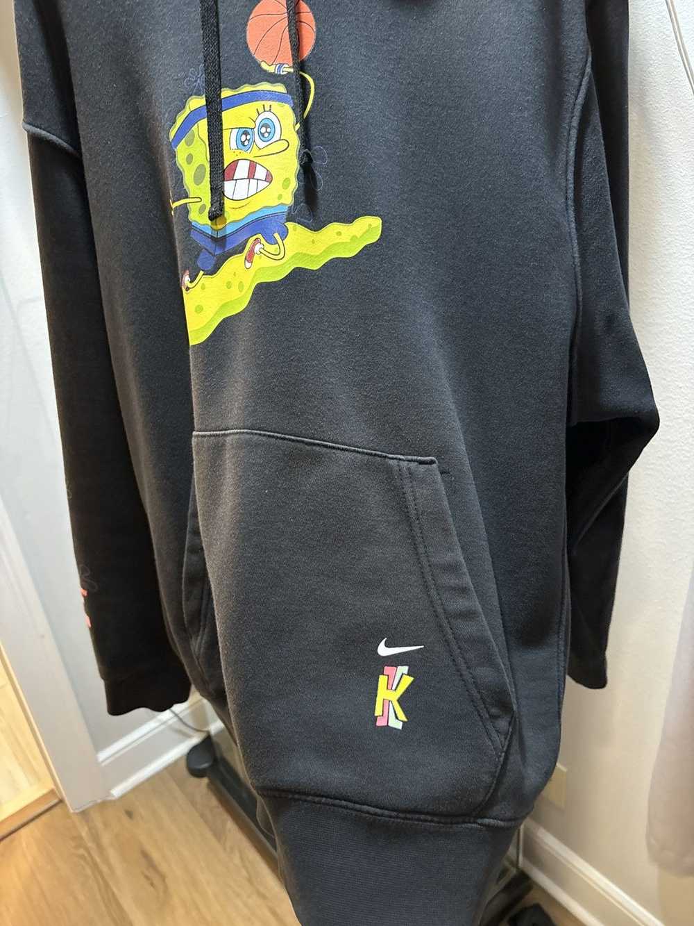 Nike Nike Kyrie x SpongeBob Dri-fit Patrick Star … - image 5