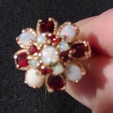 18kgp 8 Ruby & Mother of Pearl Bead Ring