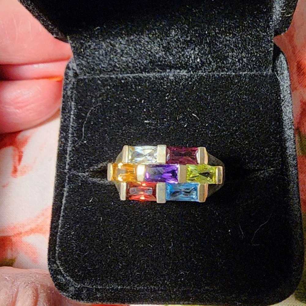 Gorgeous Vintage Multi Gem Stone Ring - image 4