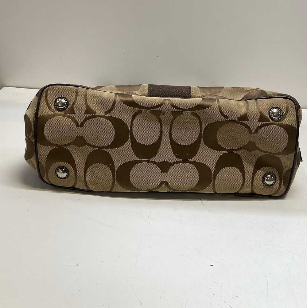 COACH F17424 Khaki Signature Canvas Kisslock Bag - image 3