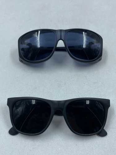 Lot of 2 Unbranded Black Sunglasses Women's - Siz… - image 1