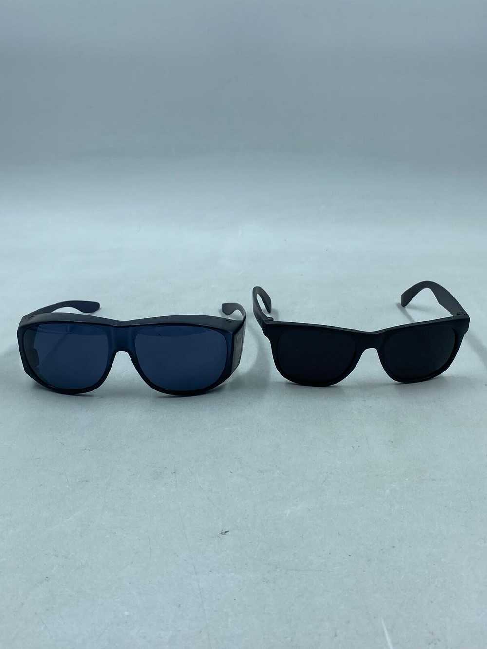 Lot of 2 Unbranded Black Sunglasses Women's - Siz… - image 2