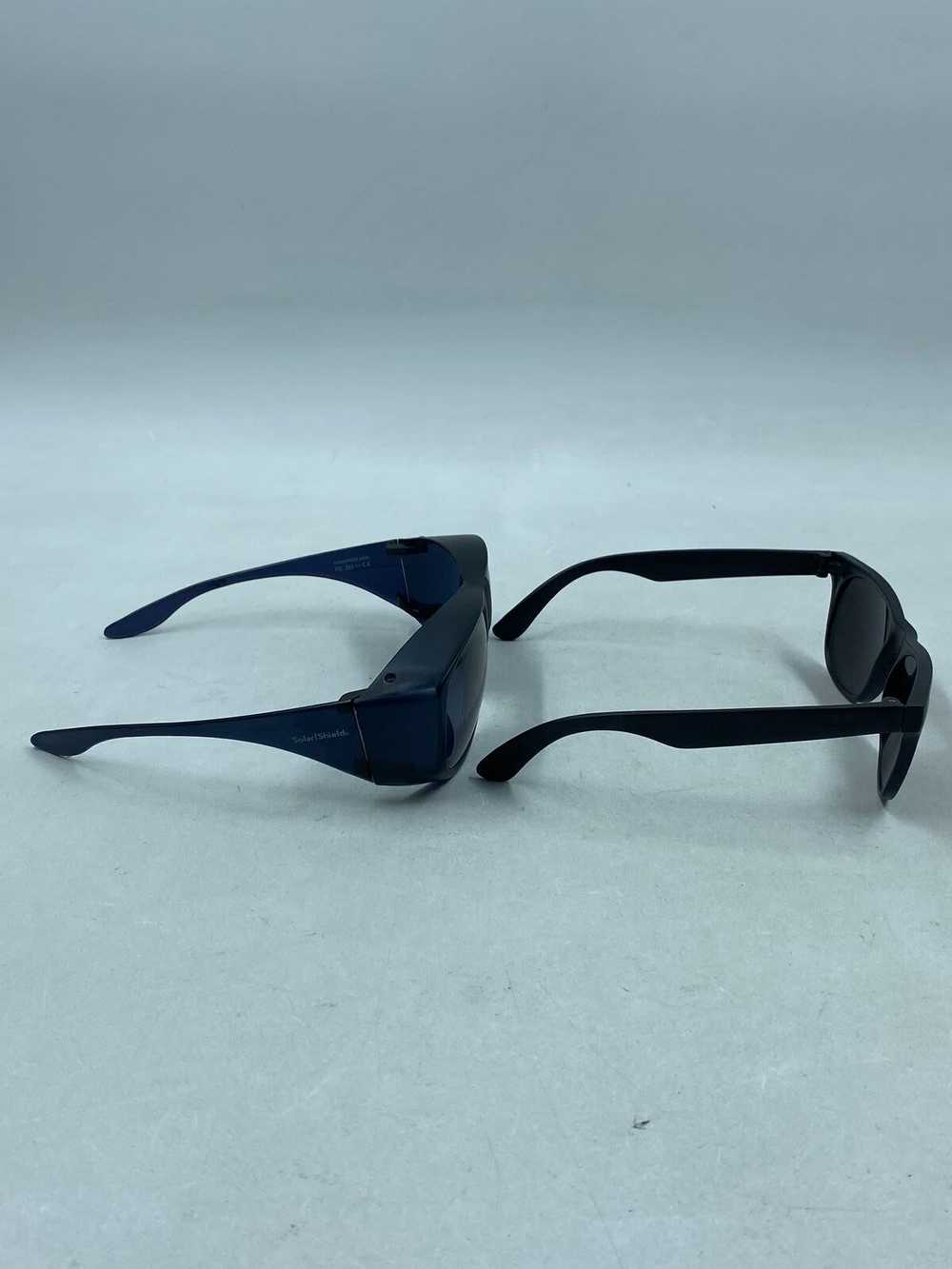 Lot of 2 Unbranded Black Sunglasses Women's - Siz… - image 5