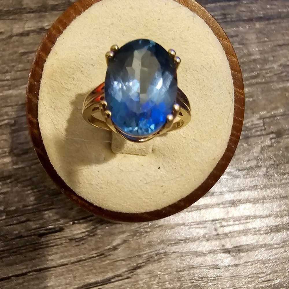 Gorgeous  Blue Topaz 4 karat stone vintage size 6… - image 1