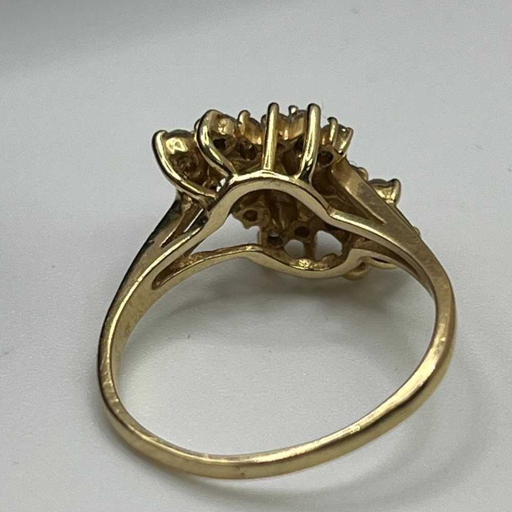 Vintage 14K Yellow Gold Diamond Cluster Ring - image 5