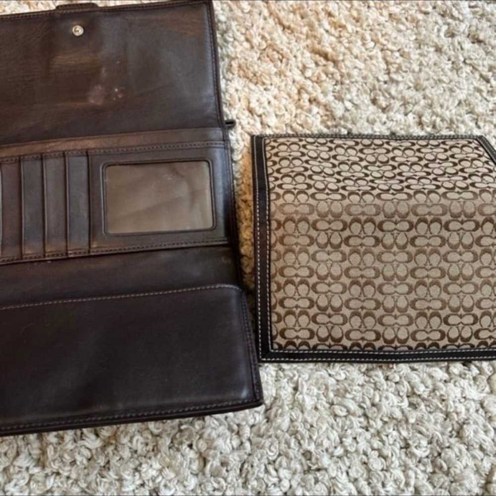 Soho Coach buckle tri fold wallet - image 4