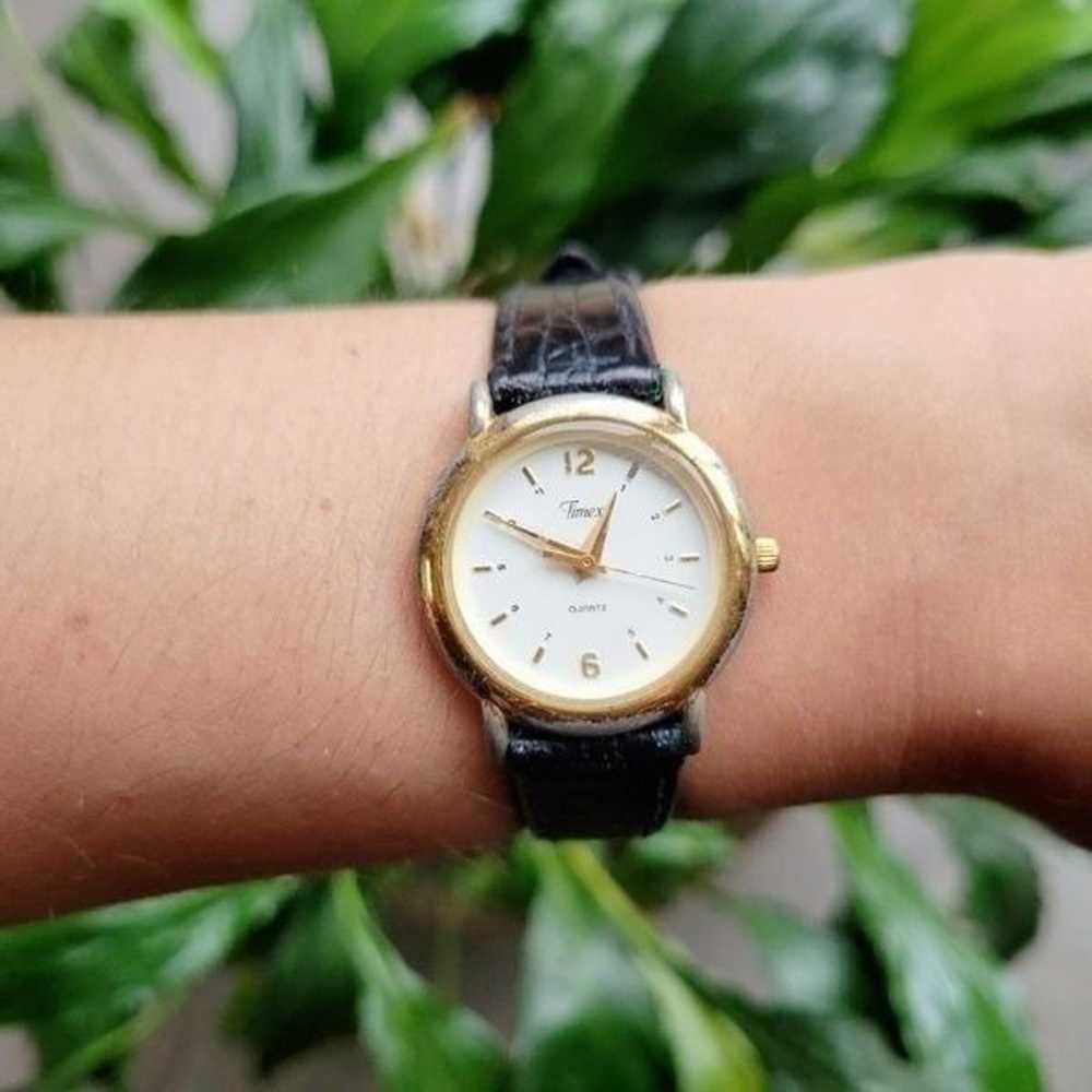 Vintage Timex Quartz Genuine Leather Watch - image 8