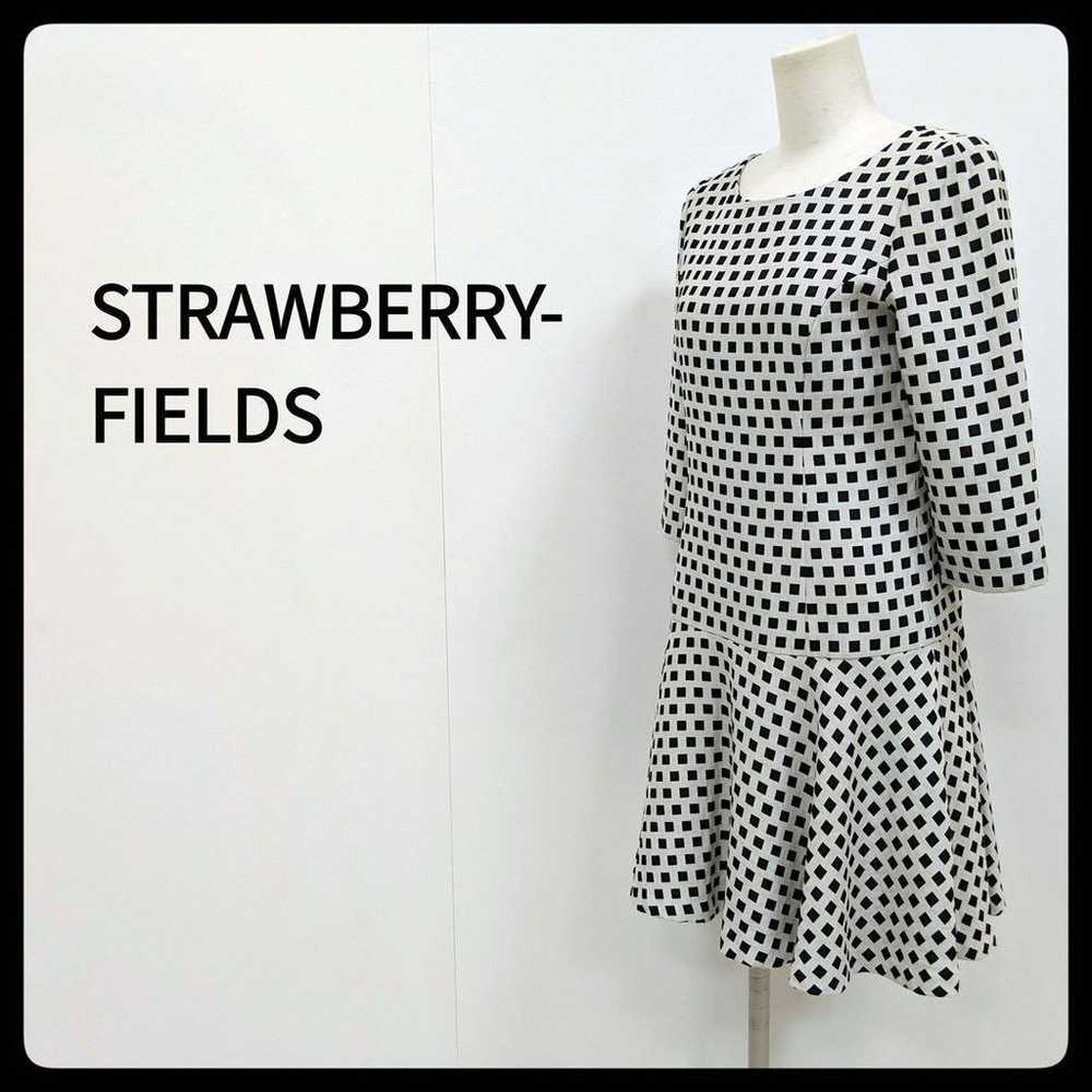 Excellent condition Strawberry Fields checkered l… - image 1