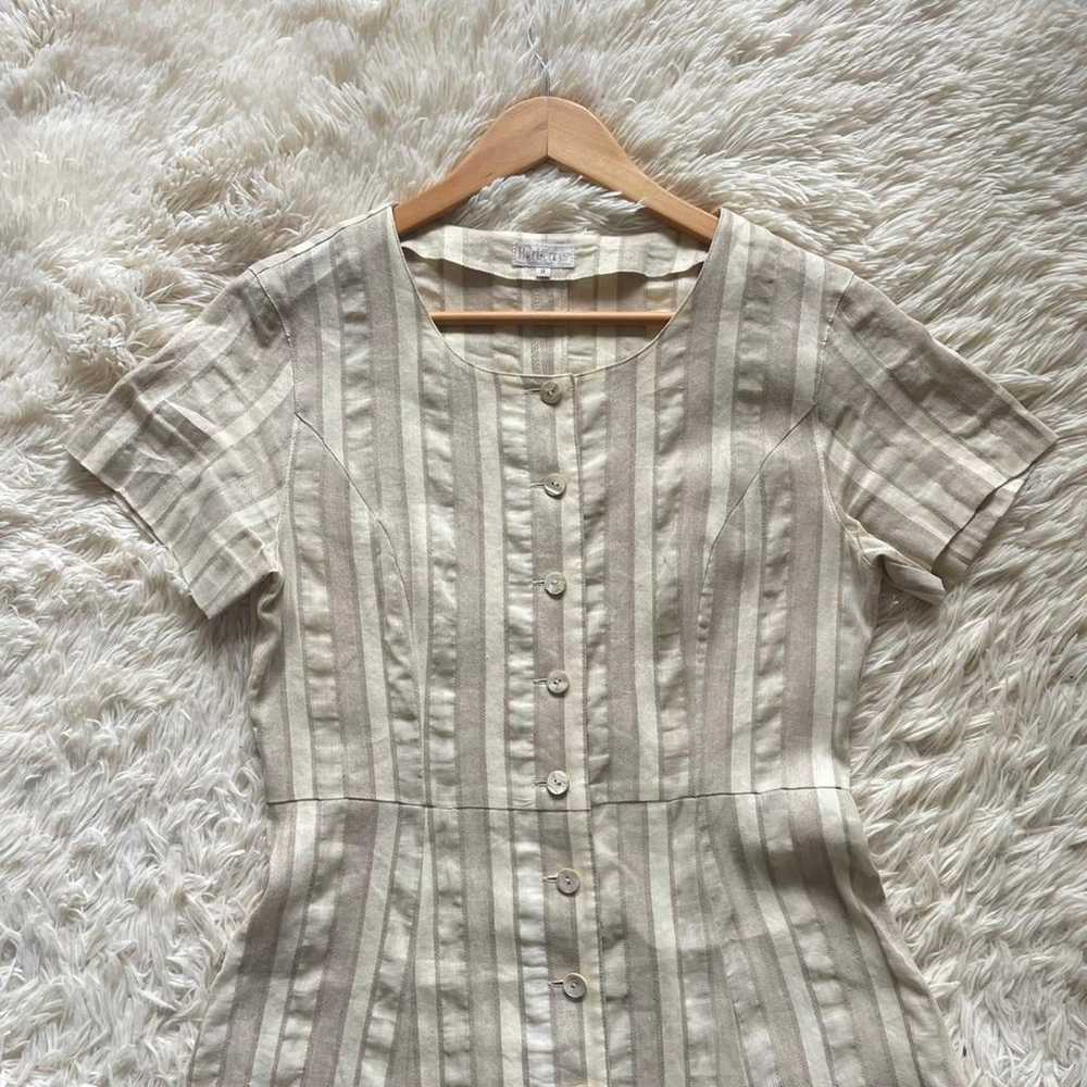 【Burberry】Linen Short-Sleeve Dress Shell Button S… - image 2