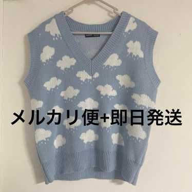 【Knit vest】 Blue-gray cloud pattern V-neck sweate… - image 1