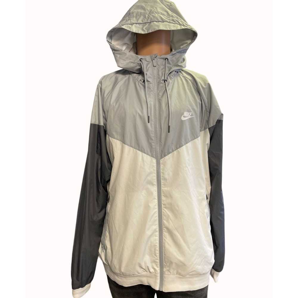 Nike Nike Men's Gray & White Jacket/Windbreaker Z… - image 1