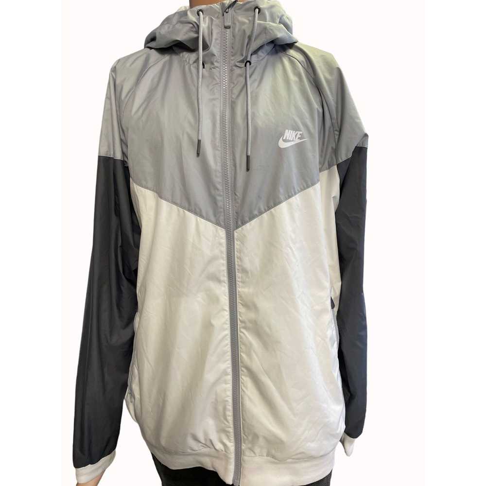 Nike Nike Men's Gray & White Jacket/Windbreaker Z… - image 2