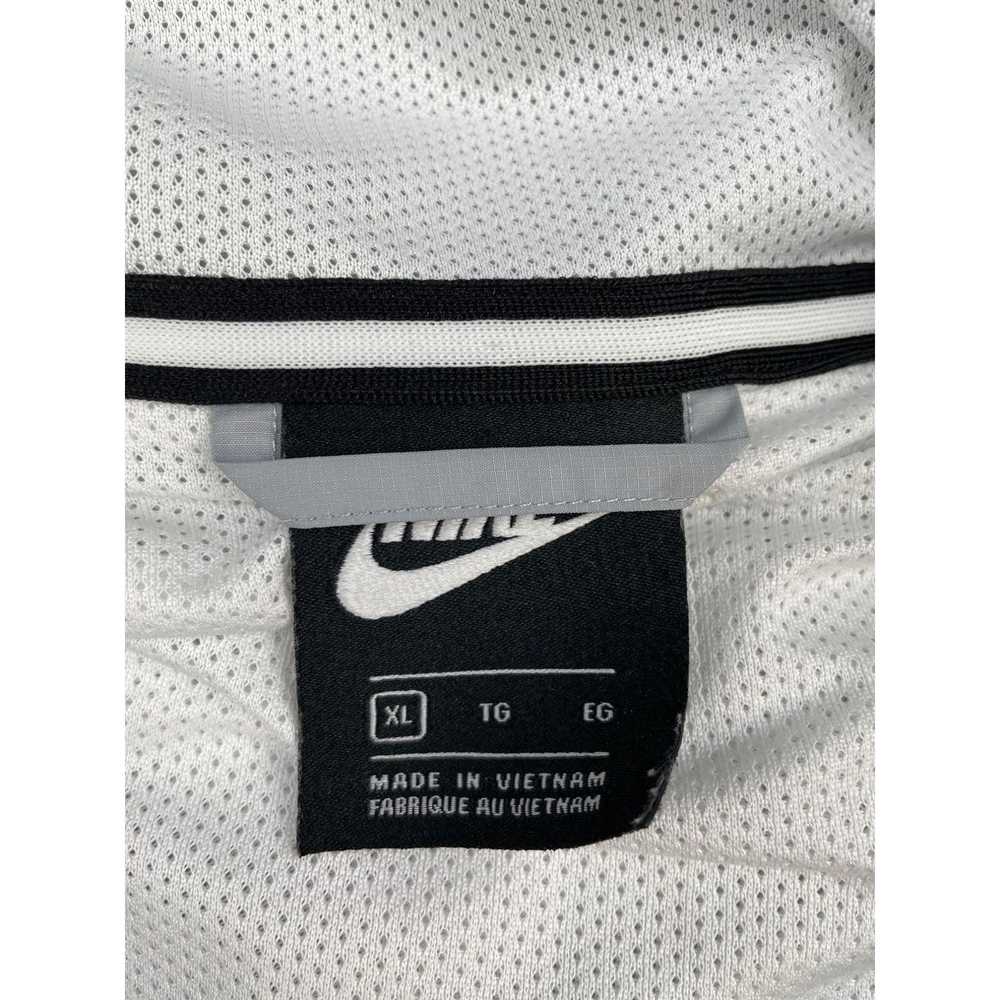 Nike Nike Men's Gray & White Jacket/Windbreaker Z… - image 7