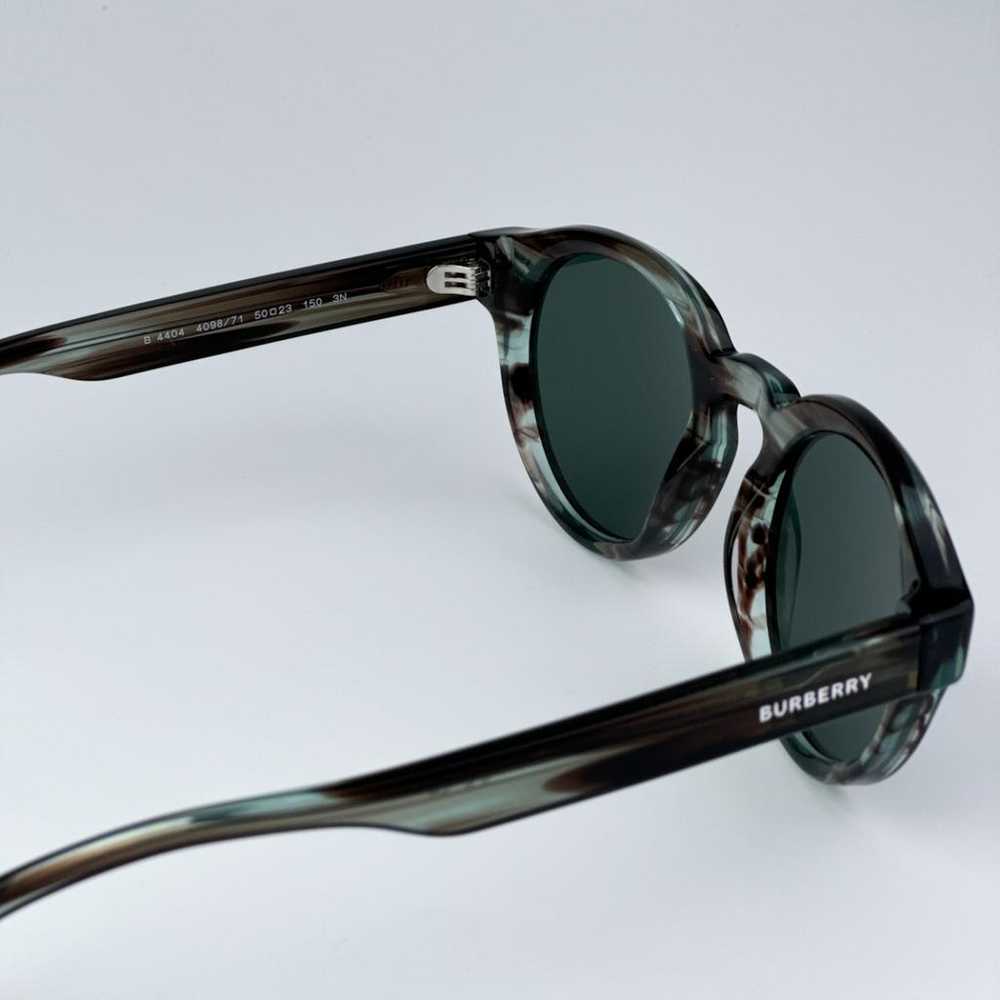 Burberry Sunglasses - image 8