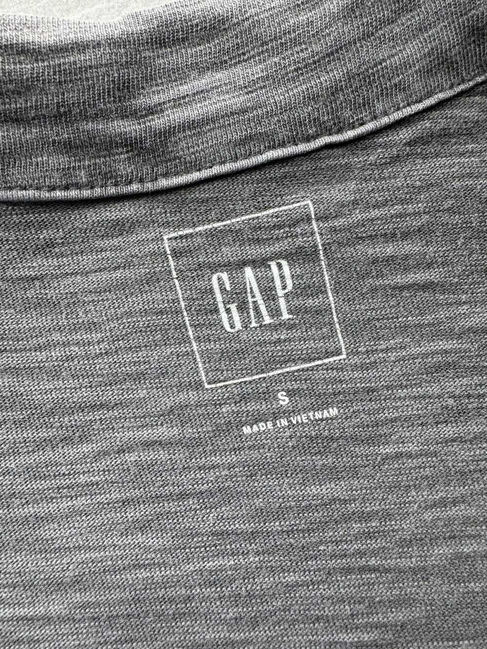 Gap GAP USA Mens Marbel Jersey Cotton Grey Distre… - image 10