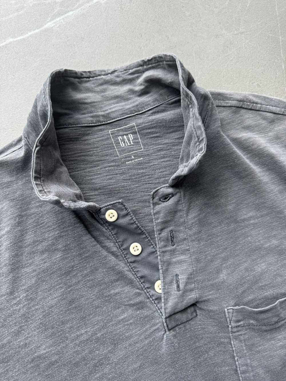 Gap GAP USA Mens Marbel Jersey Cotton Grey Distre… - image 3