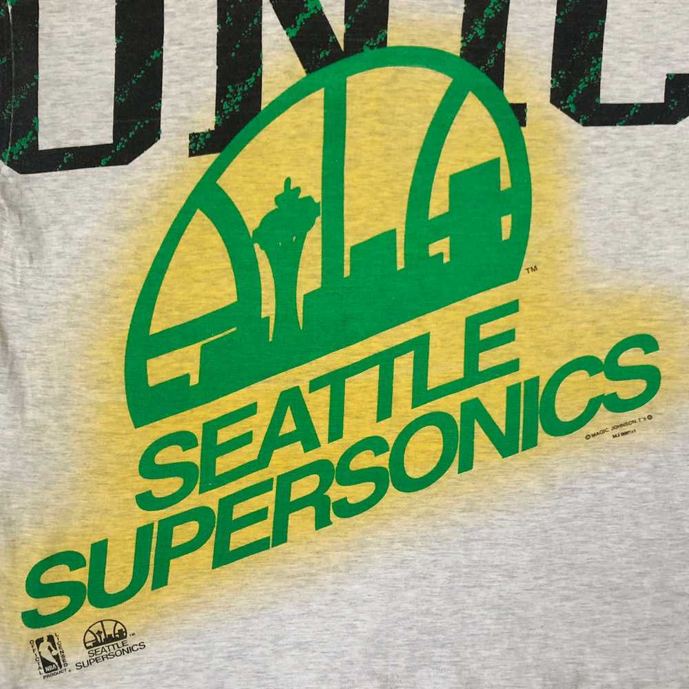 Vintage NBA Seattle Supersonics Magic Johnson T's… - image 3