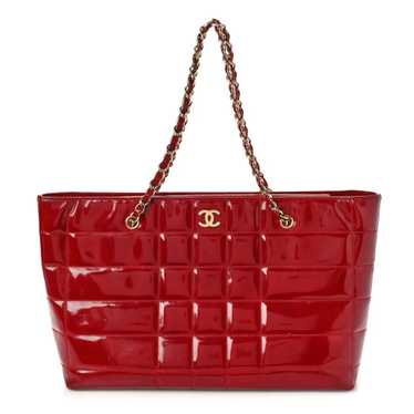 CHANEL Patent Chocolate Bar CC Tote Red