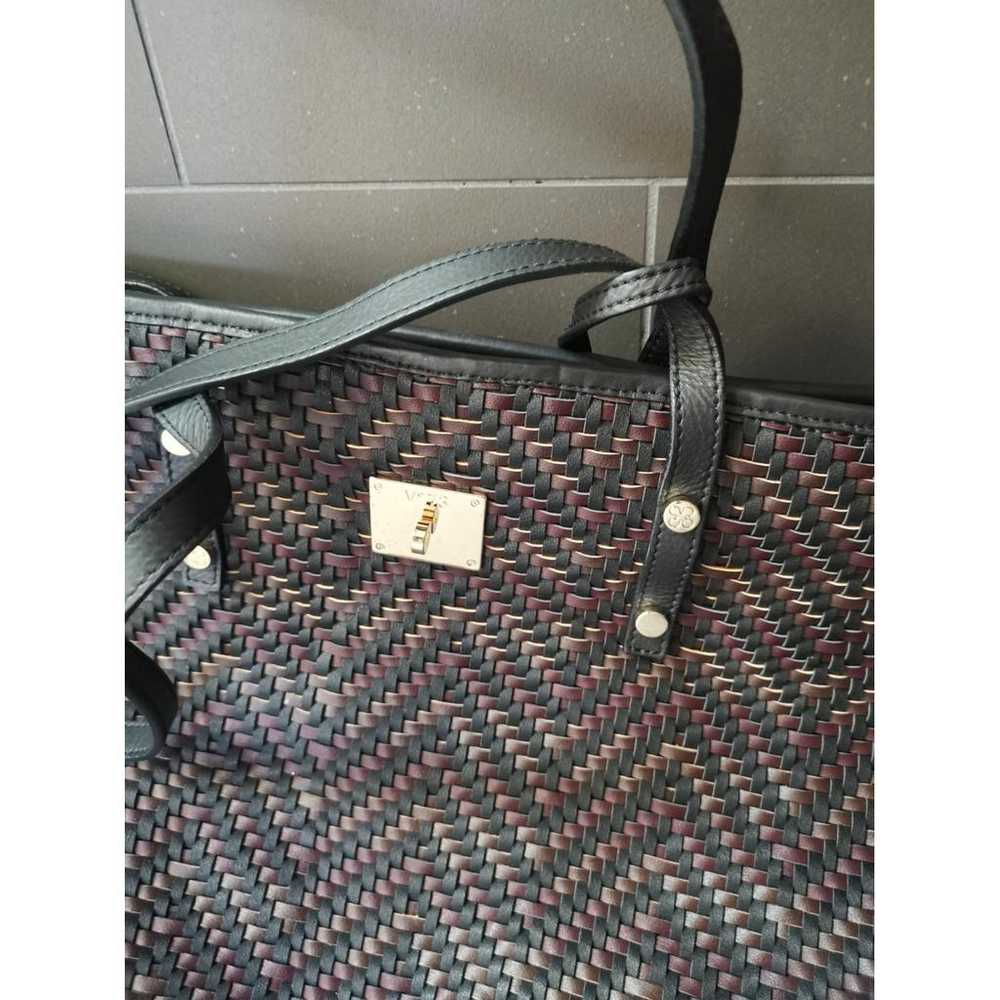 V 73 Leather handbag - image 8