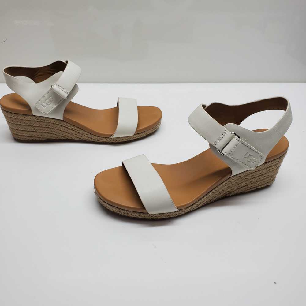 WMNS UGG EISLEY WHITE/TAN WEDGE SANDALS SIZE 9 - image 1