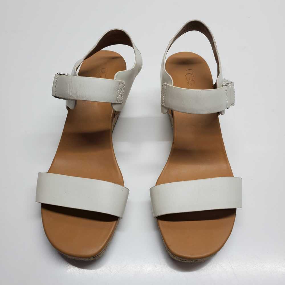 WMNS UGG EISLEY WHITE/TAN WEDGE SANDALS SIZE 9 - image 3