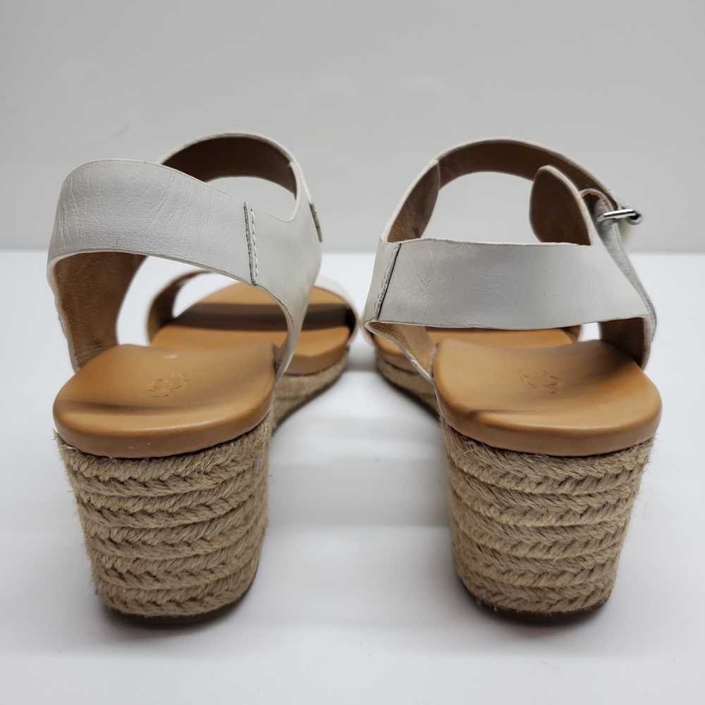 WMNS UGG EISLEY WHITE/TAN WEDGE SANDALS SIZE 9 - image 4