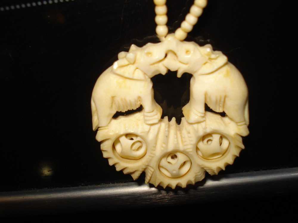 Carved Celluloid  beaded Necklace, Pendant Elepha… - image 2