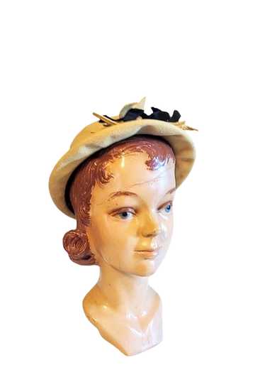 Yellow 1950s Vintage Small Brimmed Felt Hat With B