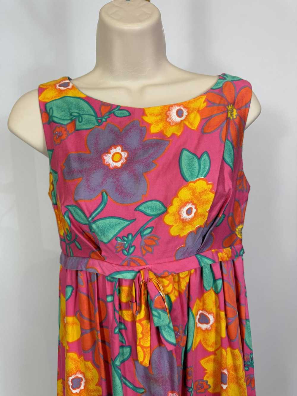 1960s - 1970s Pink Mulitcolor Floral Print Babydo… - image 2