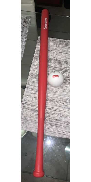 Supreme Supreme Wiffle ball and bat