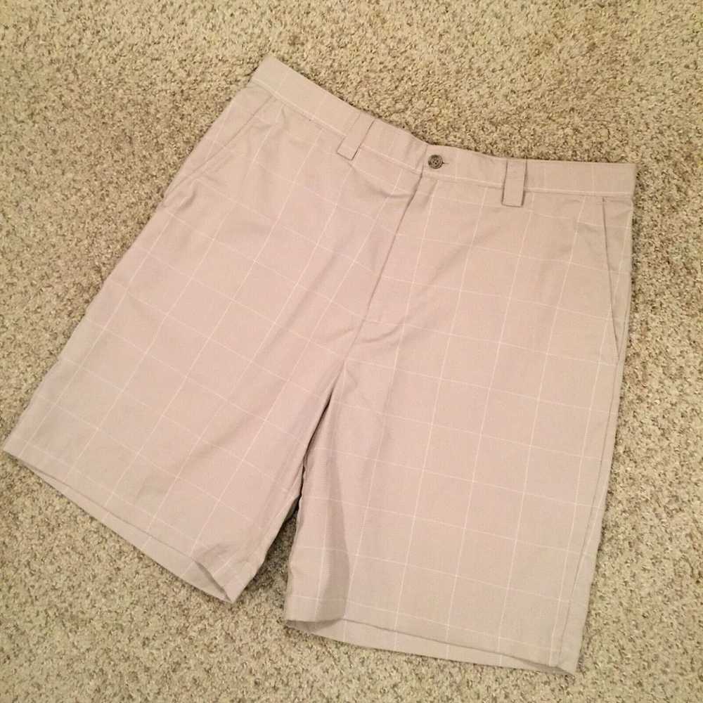 Izod Izod XFG Shorts Mens Size 36 Beige Plaid Pol… - image 2