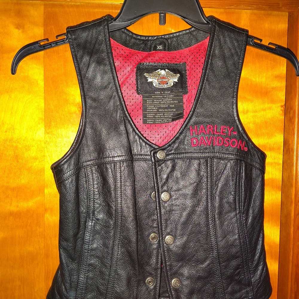 Harley Davidson ladies vintage leather vest - image 2