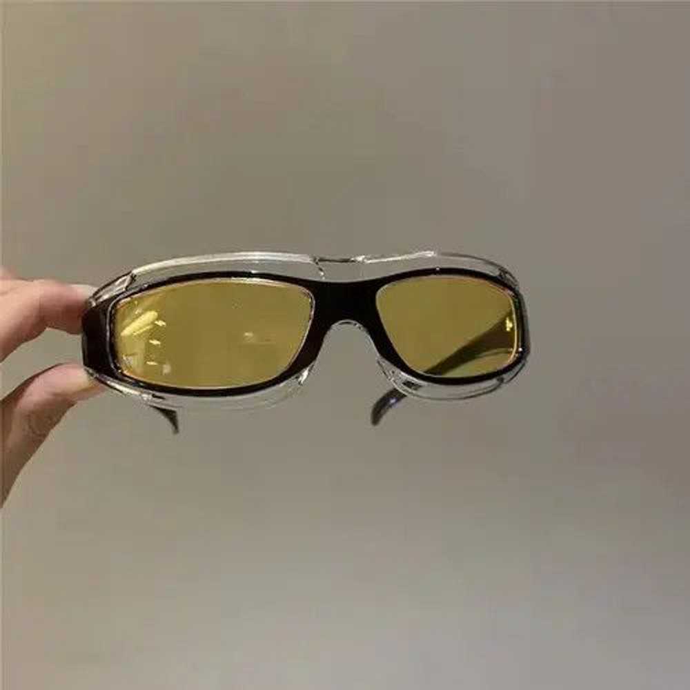 Kurt Cobain Retro punk sunglasses - image 2