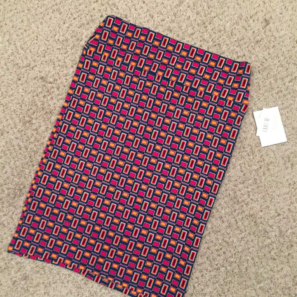 Vintage LuLaRoe New Women Knee Length Large Size … - image 2