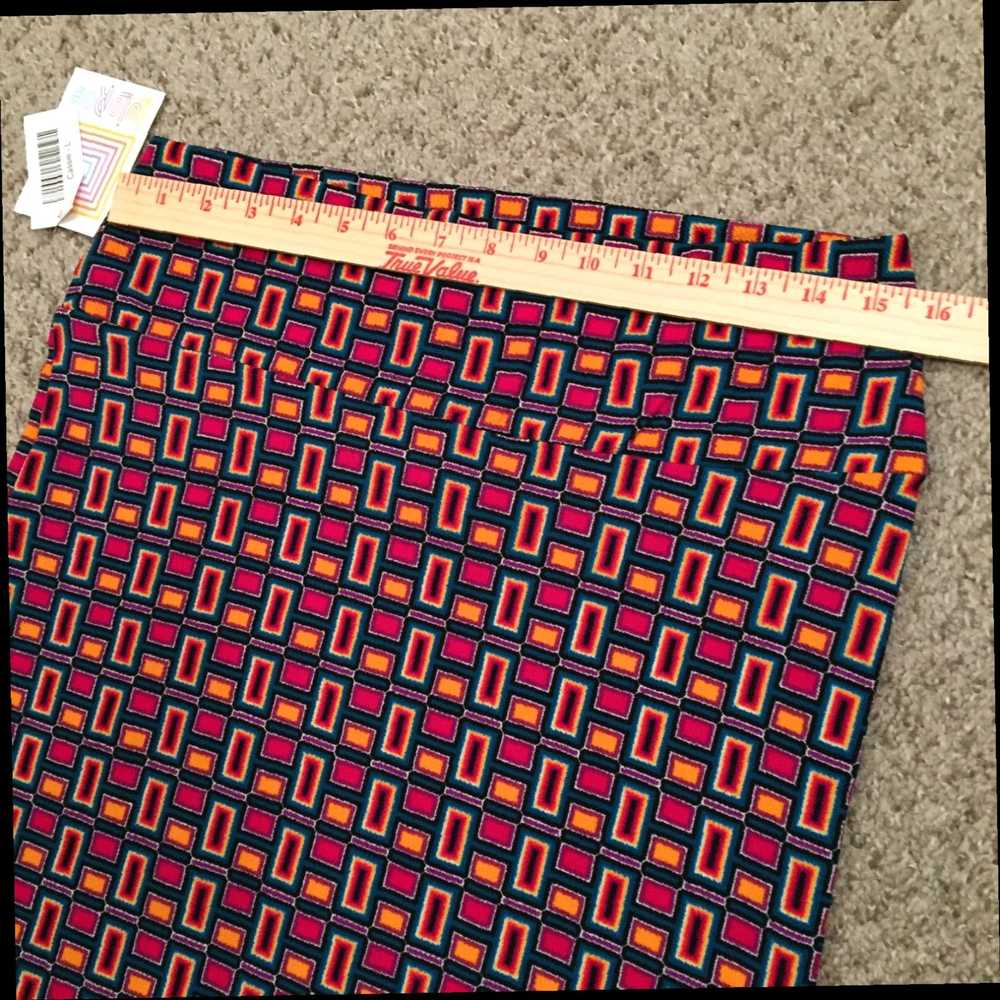 Vintage LuLaRoe New Women Knee Length Large Size … - image 6