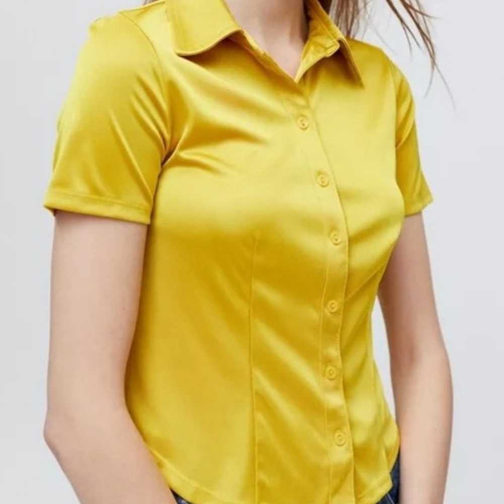 Tailored button-down shirt from Urban Outfitters - image 2