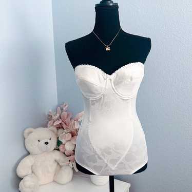 Vintage Flexees White Strapless Corset Bustier Bo… - image 1