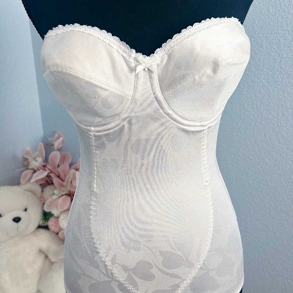 Vintage Flexees White Strapless Corset Bustier Bo… - image 3