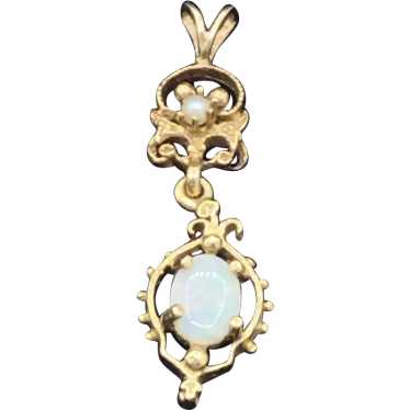 Opal, Cultured Pearl and 14kt Vintage Pendant - image 1