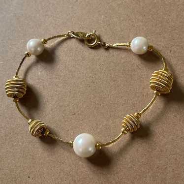 Vintage Trifari faux pearl bracelet - image 1