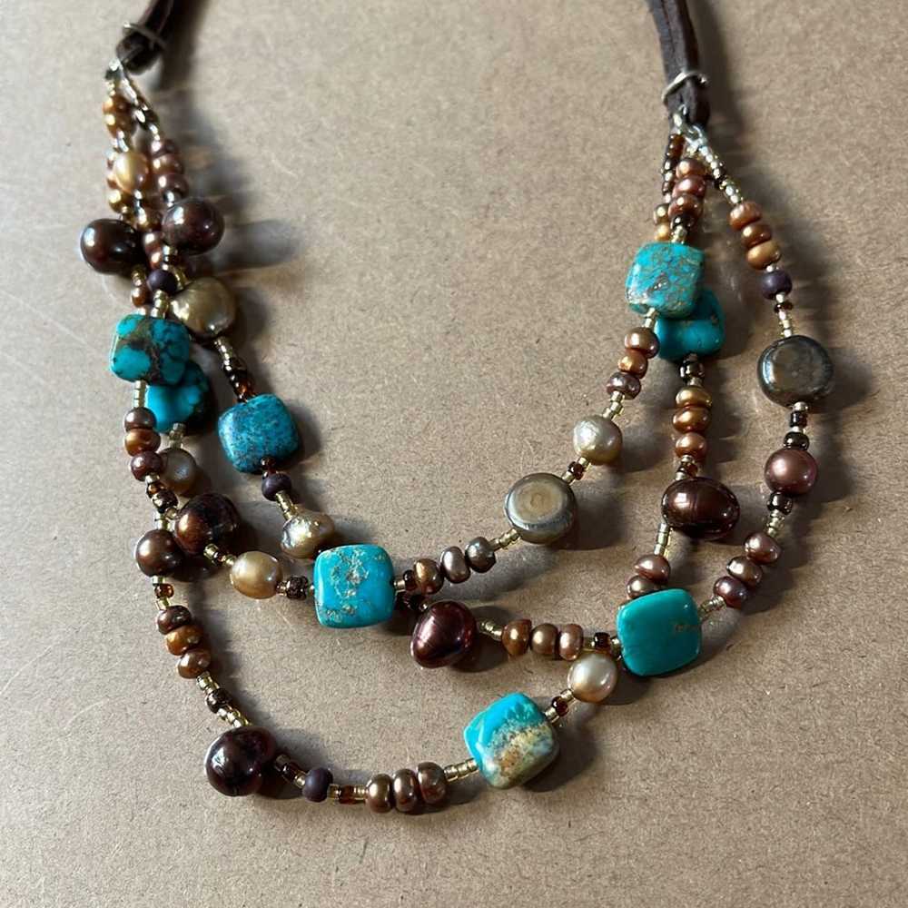 Vintage 3 strand turquoise and pearls Necklace - image 4