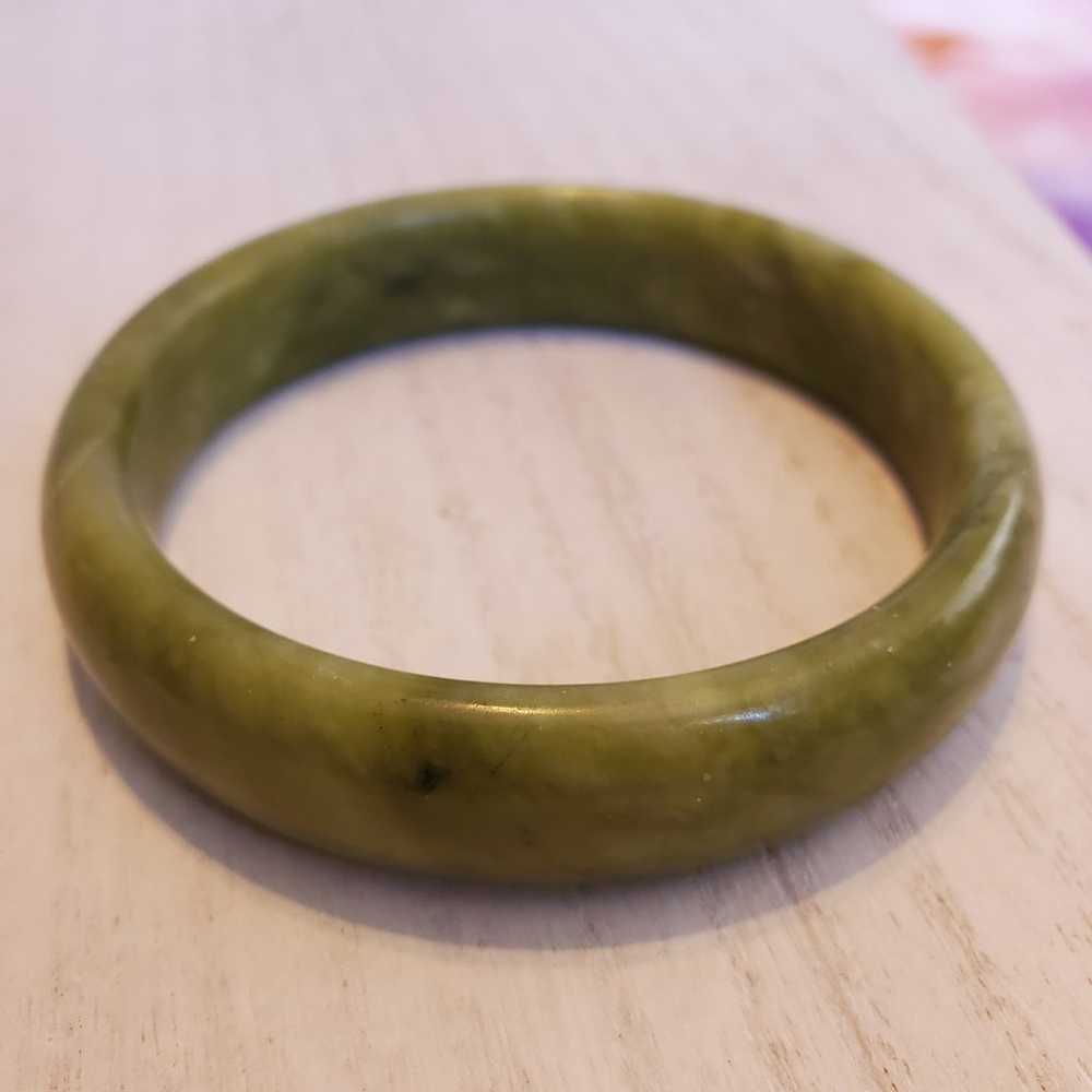 Vintage Estate Yellow-green Jade Bangle Bracelet … - image 2