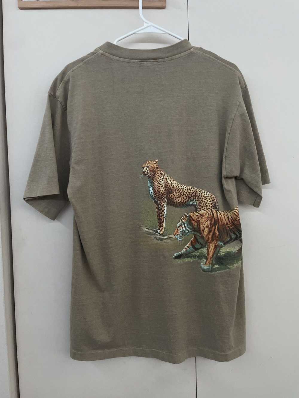 Vintage Vintage 90s Wildlife Animals Tee - image 2