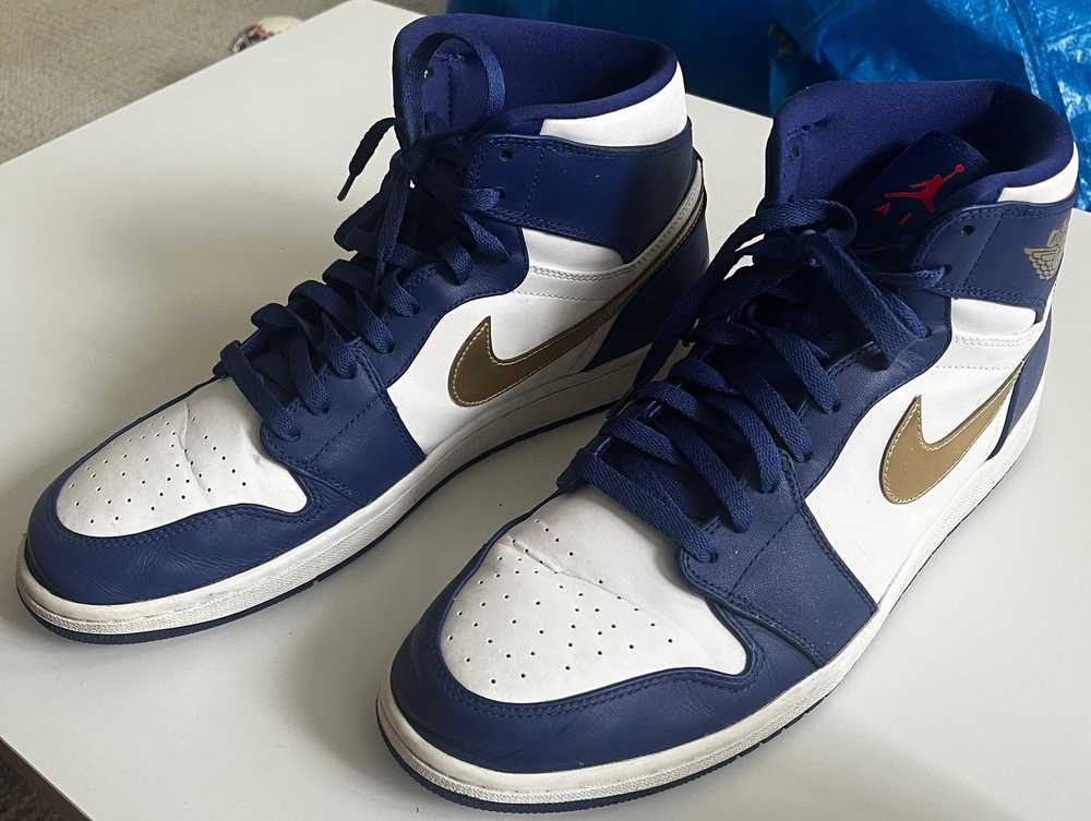 Jordan Brand Air Jordan 1 Retro High Gold Medal 2… - image 2