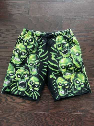 Skull pile shorts online