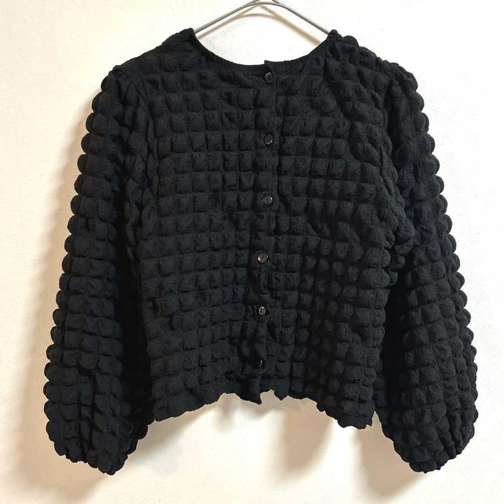 Excellent item! Popcorn knit top cardigan, worn o… - image 1