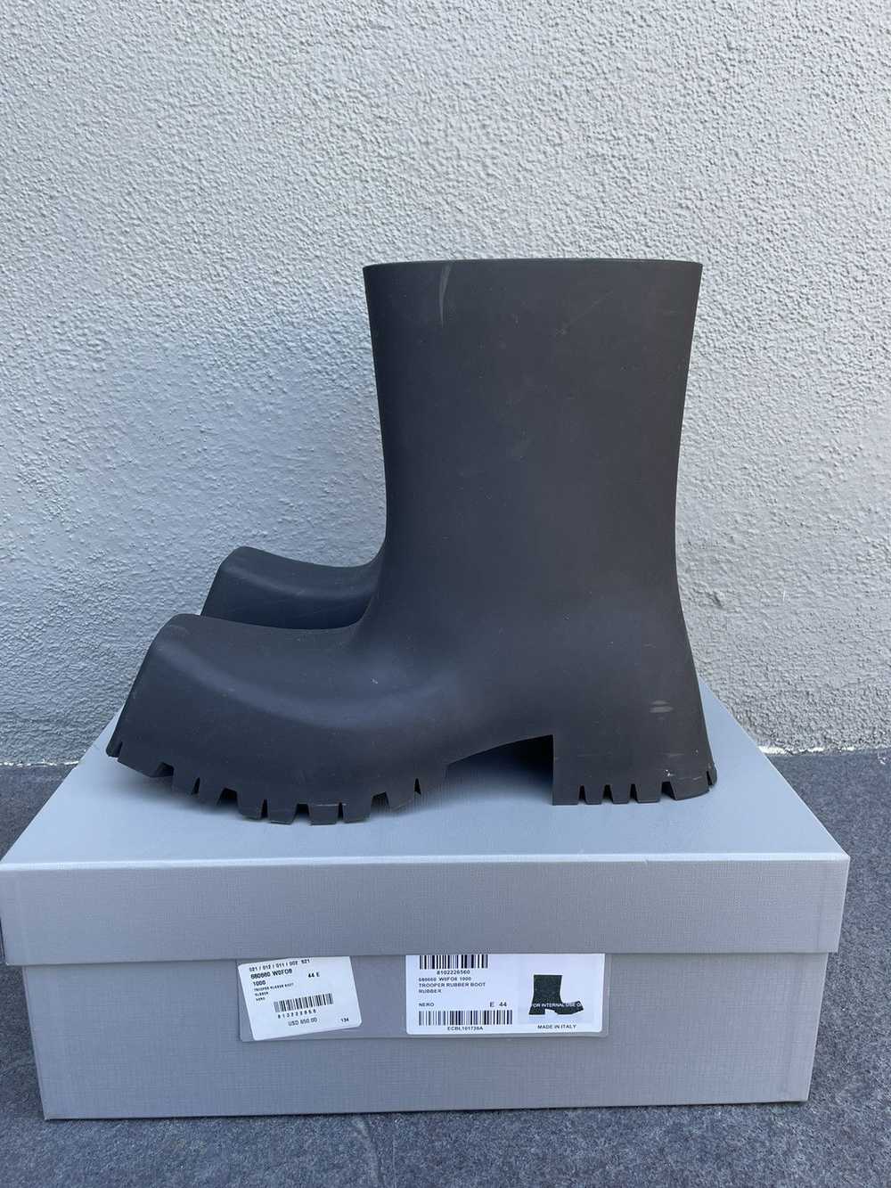 Balenciaga Balenciaga Black Rubber Trooper Boots … - image 4